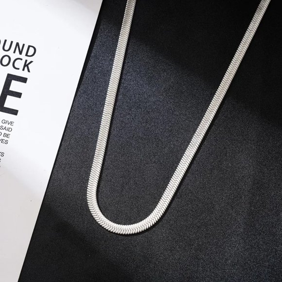 2pc Bundle 22 Inch Herringbone Necklace and Bracelet Combo - Picture 5 of 9